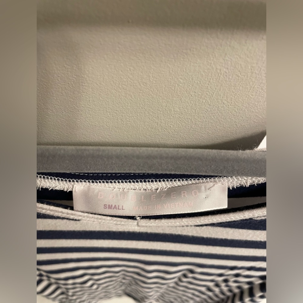 Pristine Condition Double Zero Small White & Blue… - image 3